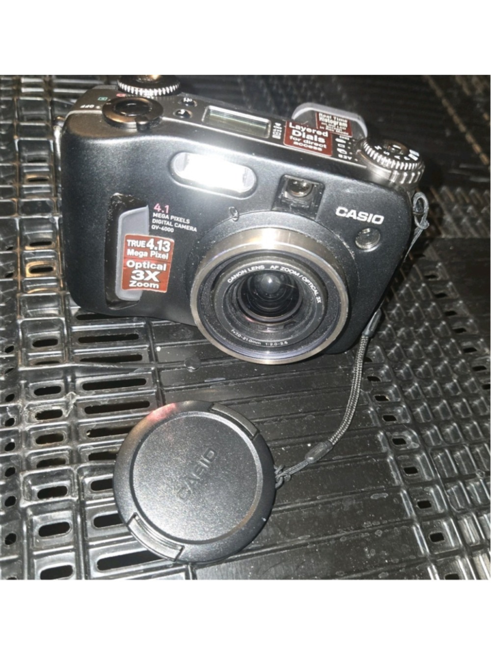 CASIO QV-4000 Vintage digital camera, Vintage Compact - Works